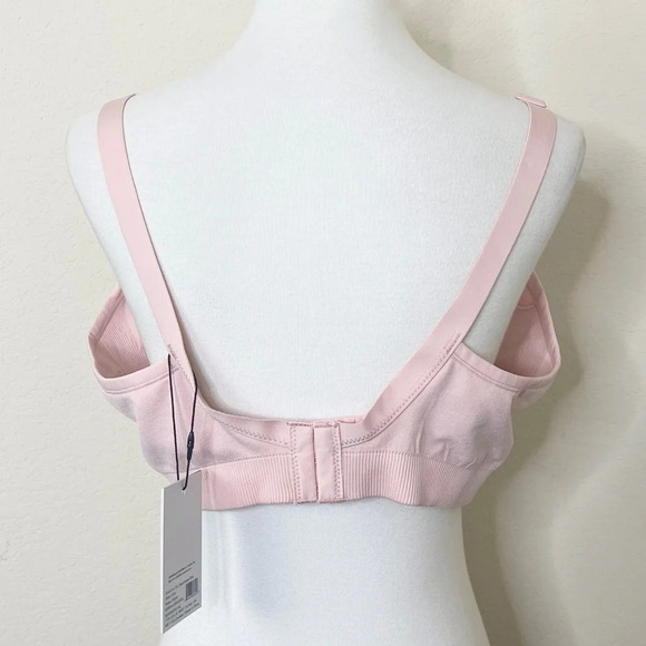 KNIX Good to Go Seamless Bra in Rose Water - Picture 6 of 11